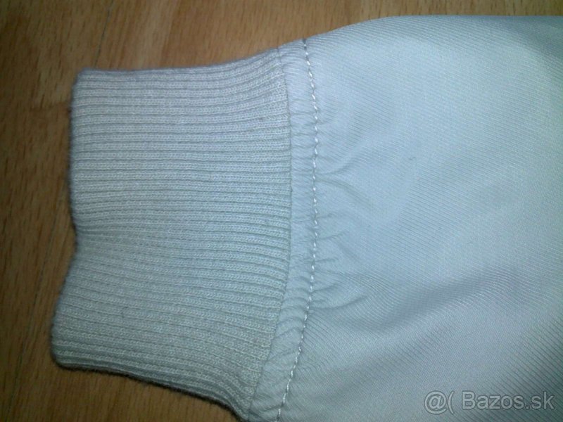 Bundička Benetton č. 74 - 5