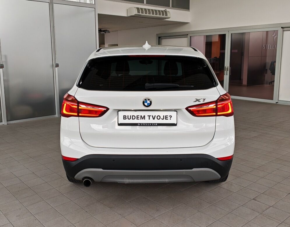 BMW X1 sDrive 18d Advantage A/T - 5