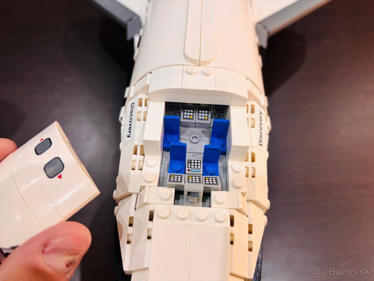 Lego NASA raketoplán Discovery - 5