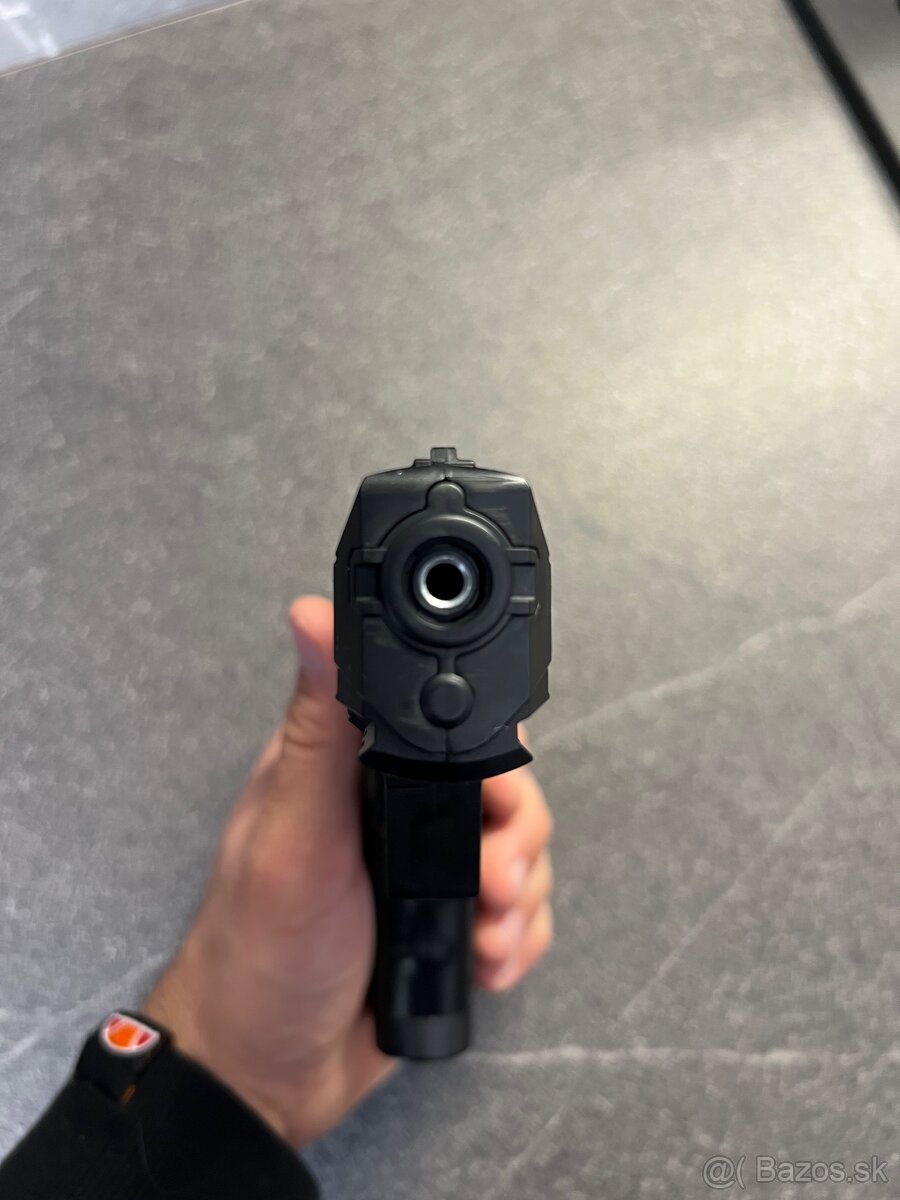 Vzduchova pistol co2 - 5