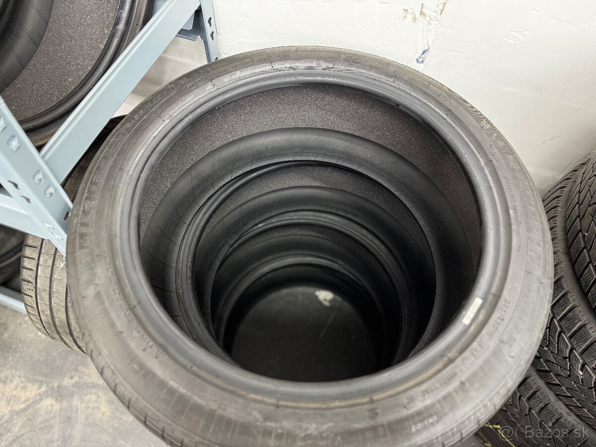 Michelin e Primacy 235/45 R18 - 5