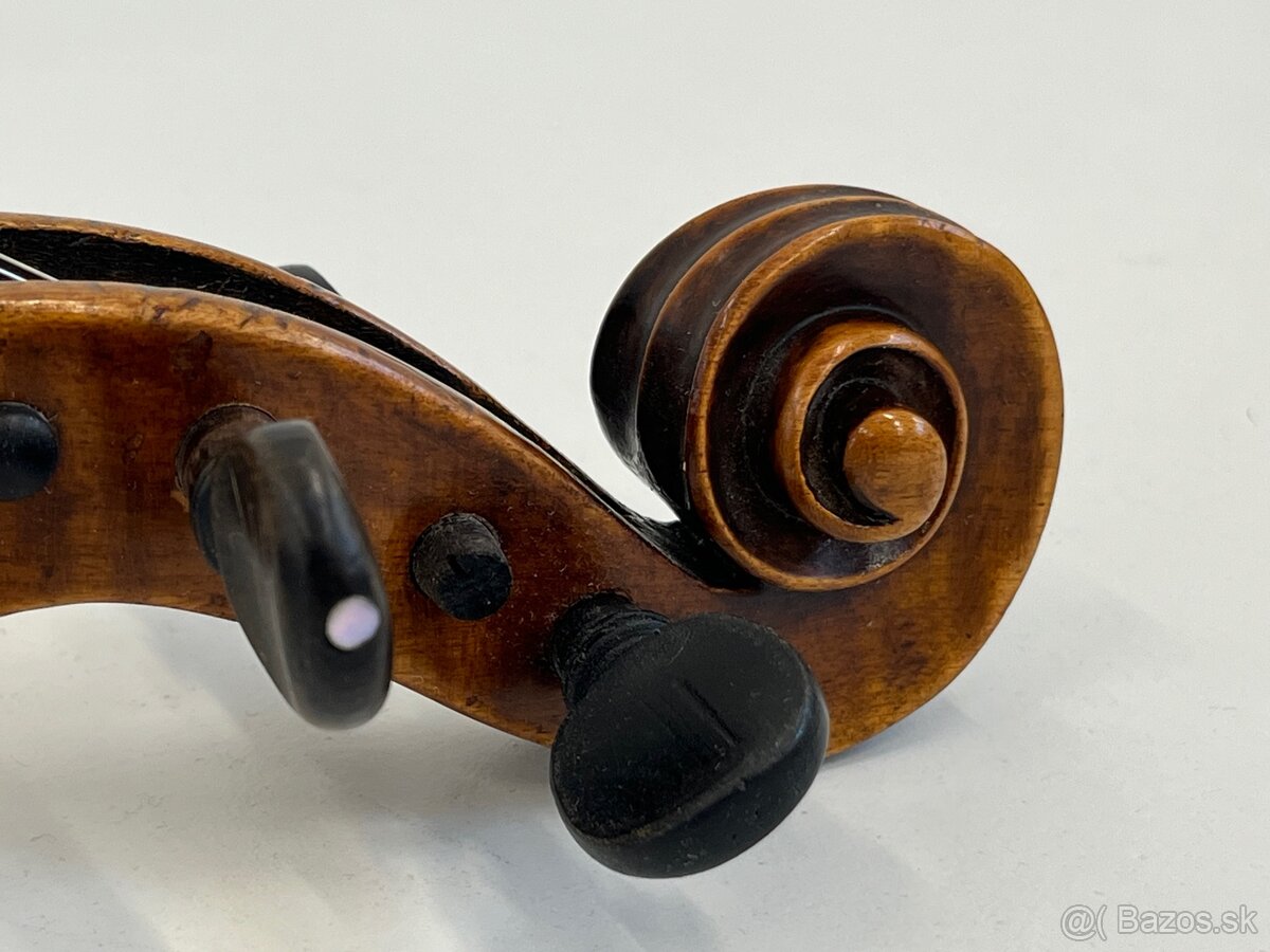 Staré “ploché “husle - 5