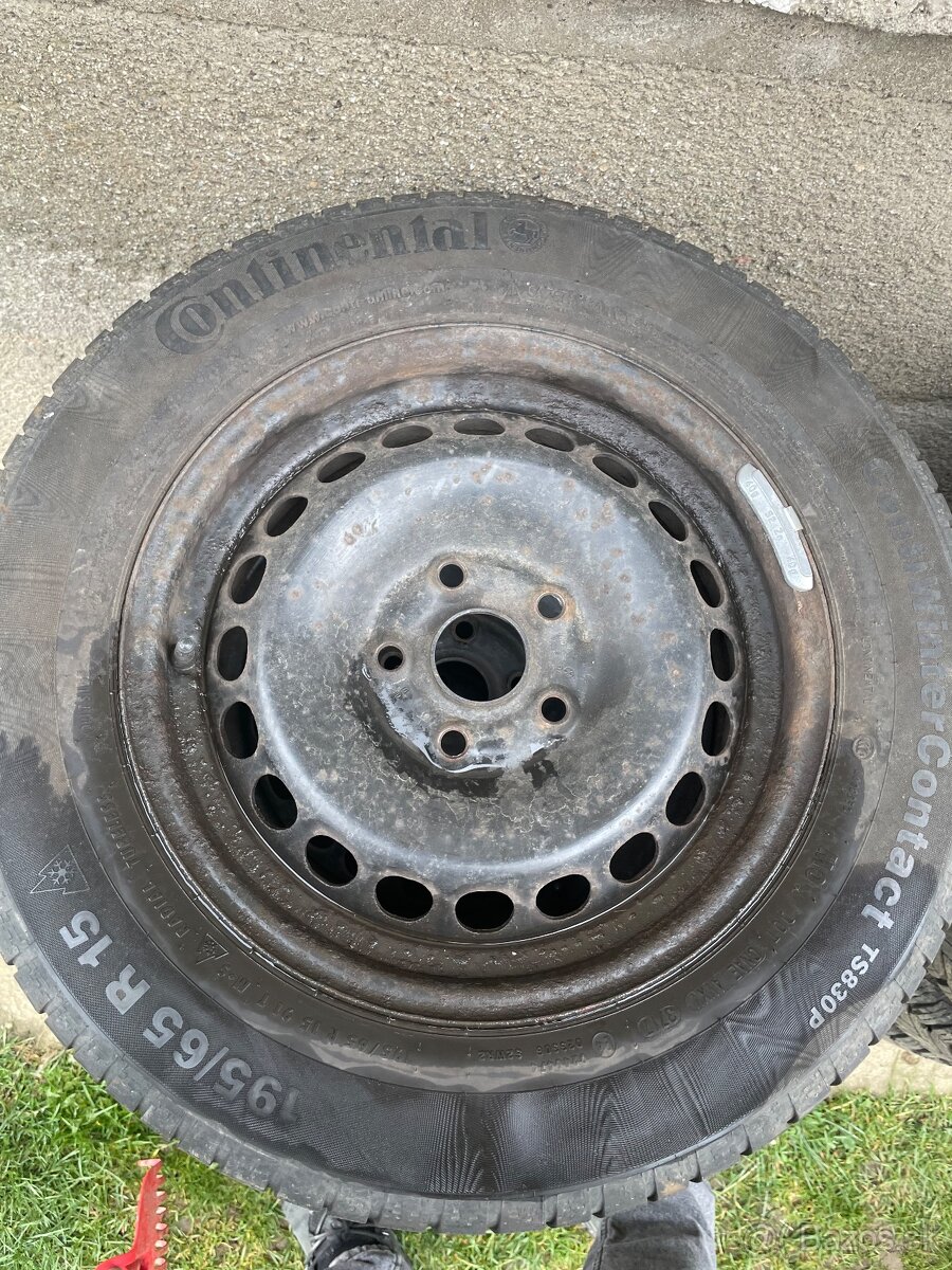 Pneumatiky 195/65 r15 + disky - 5