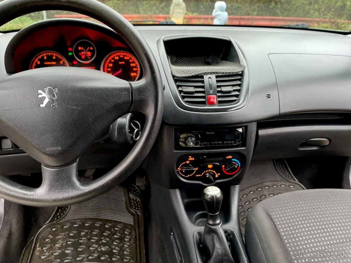 Peugeot 206+ - 5
