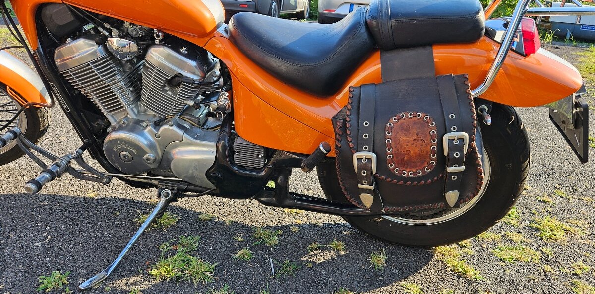 Predám motorku Honda Shadow 600 - 5