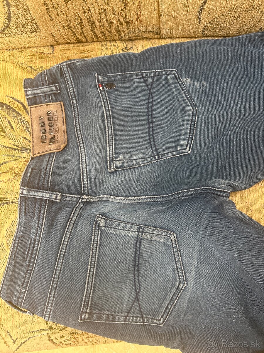 Predám pánske rifle TOMMY HILFIGER - 5