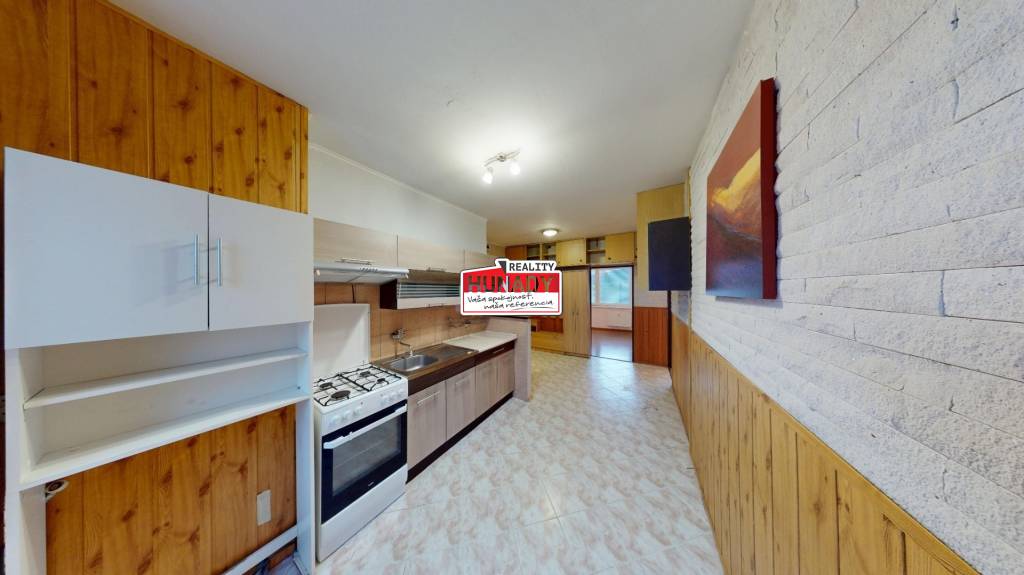 (76 m²) 3i BYT S LOGGIOU V SRDCI SÍDLISKA MIER - 5