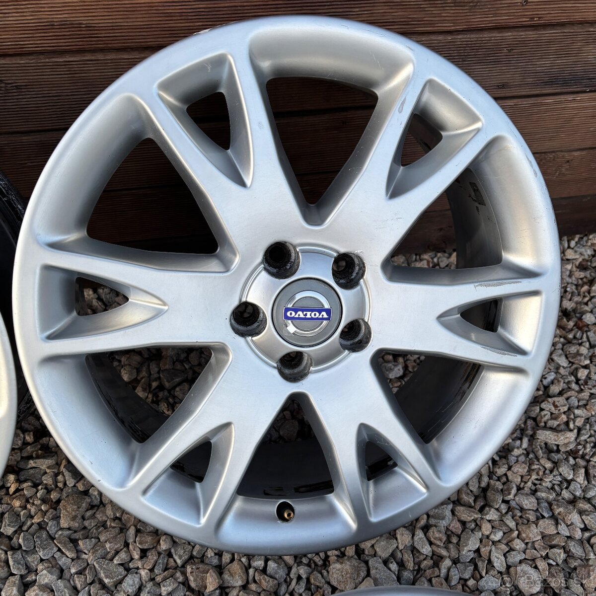 alu disky VOLVO 5x108 r18 - 5
