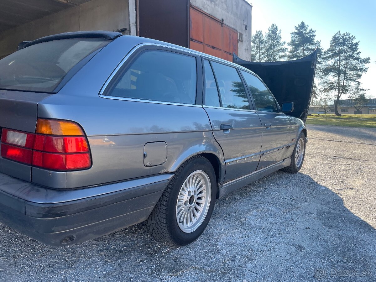 Predám BMW e34 touring - 5