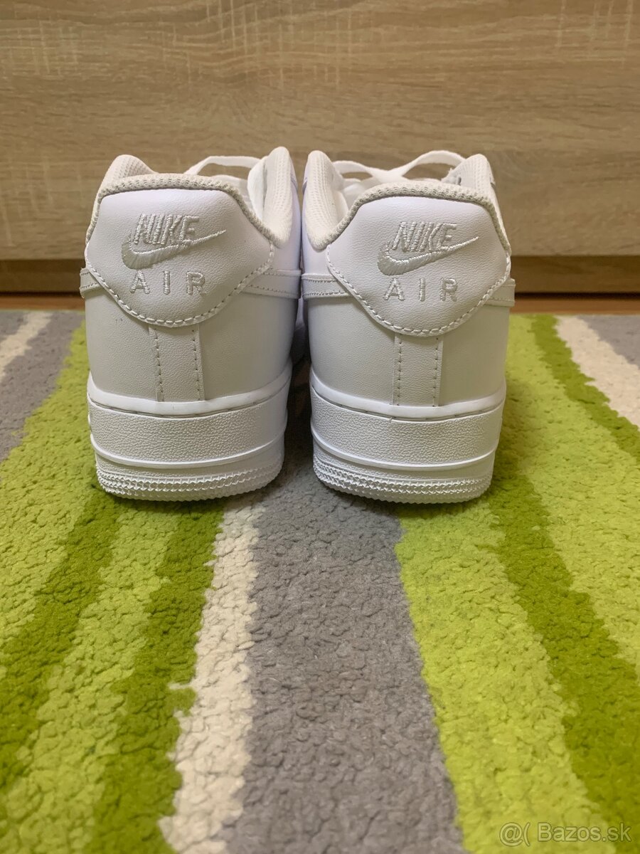Predám tenisky Nike Air Force 1 - 5