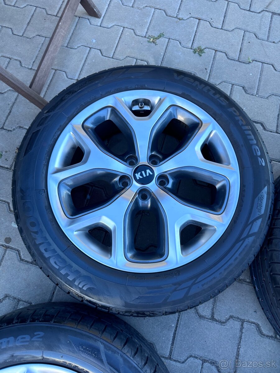 Elektróny KIA 235/55R19 5X114,3 - 5