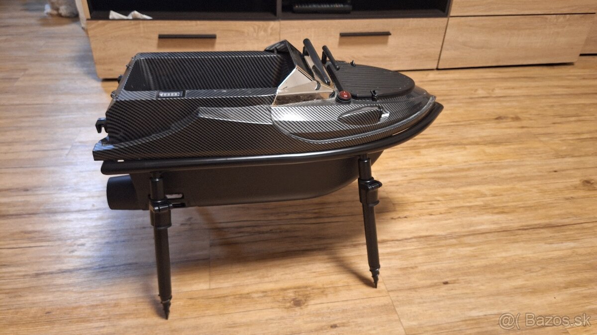 Zavážacia lodička Flytec V080 - 5