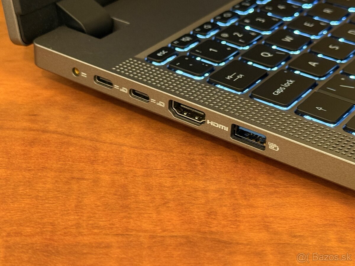 Nadupaný manažérsky Acer TravelMate P2 16 - 5