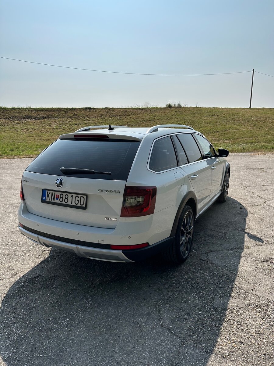 Škoda octavia combi scout - 5