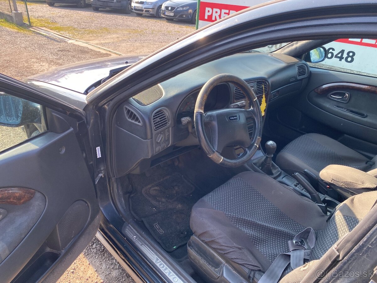 Volvo V40 1.8i 85kw - 5