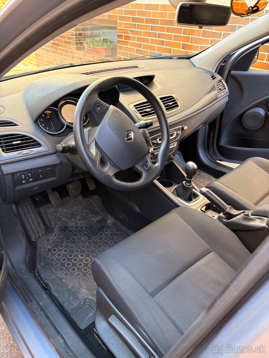 Renault Megane 3 - 5
