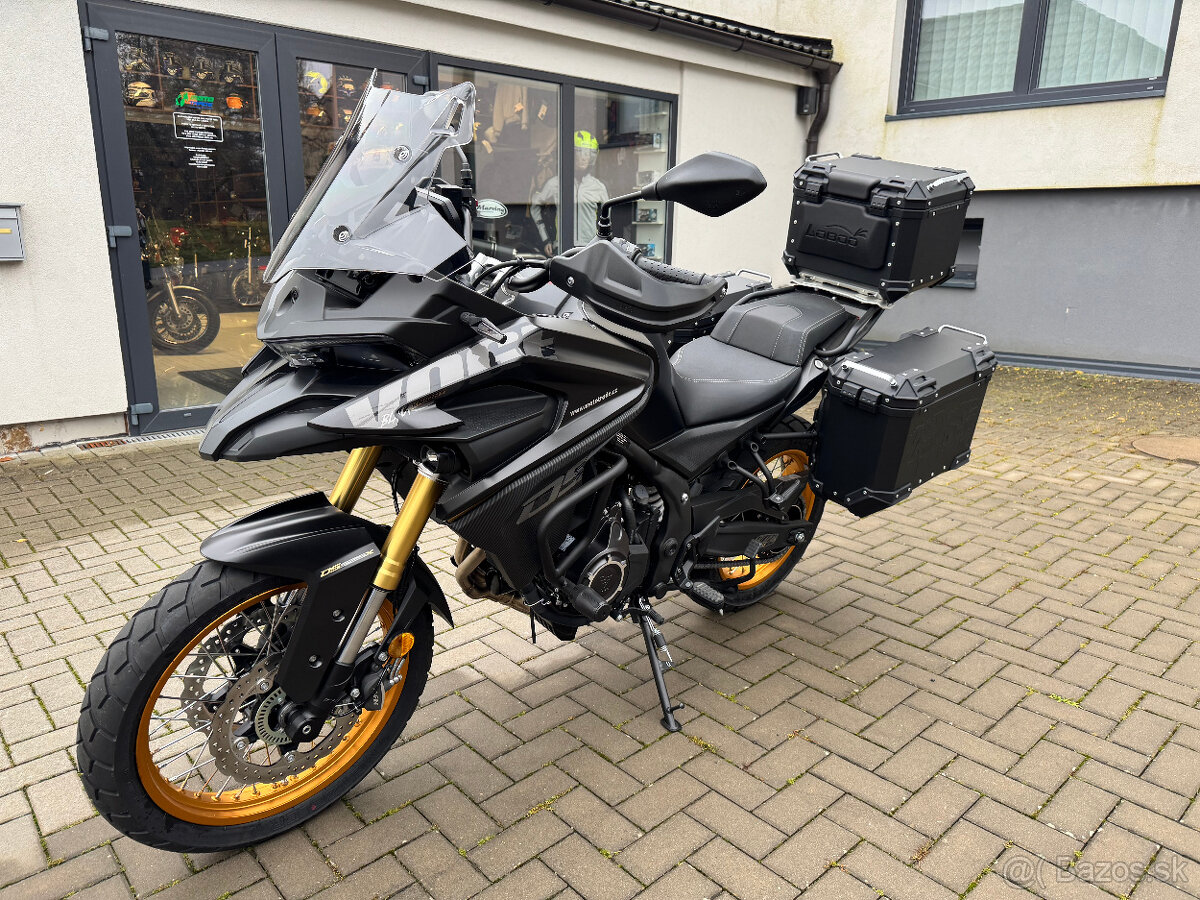 Voge 525 DSX Black Knight