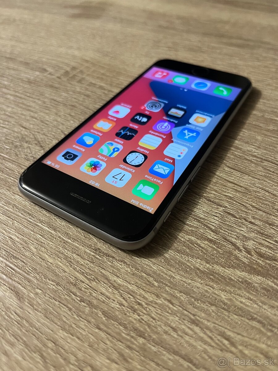 iPhone 6s / 32GB Space Gray mala puklina vedľa displeja - 5