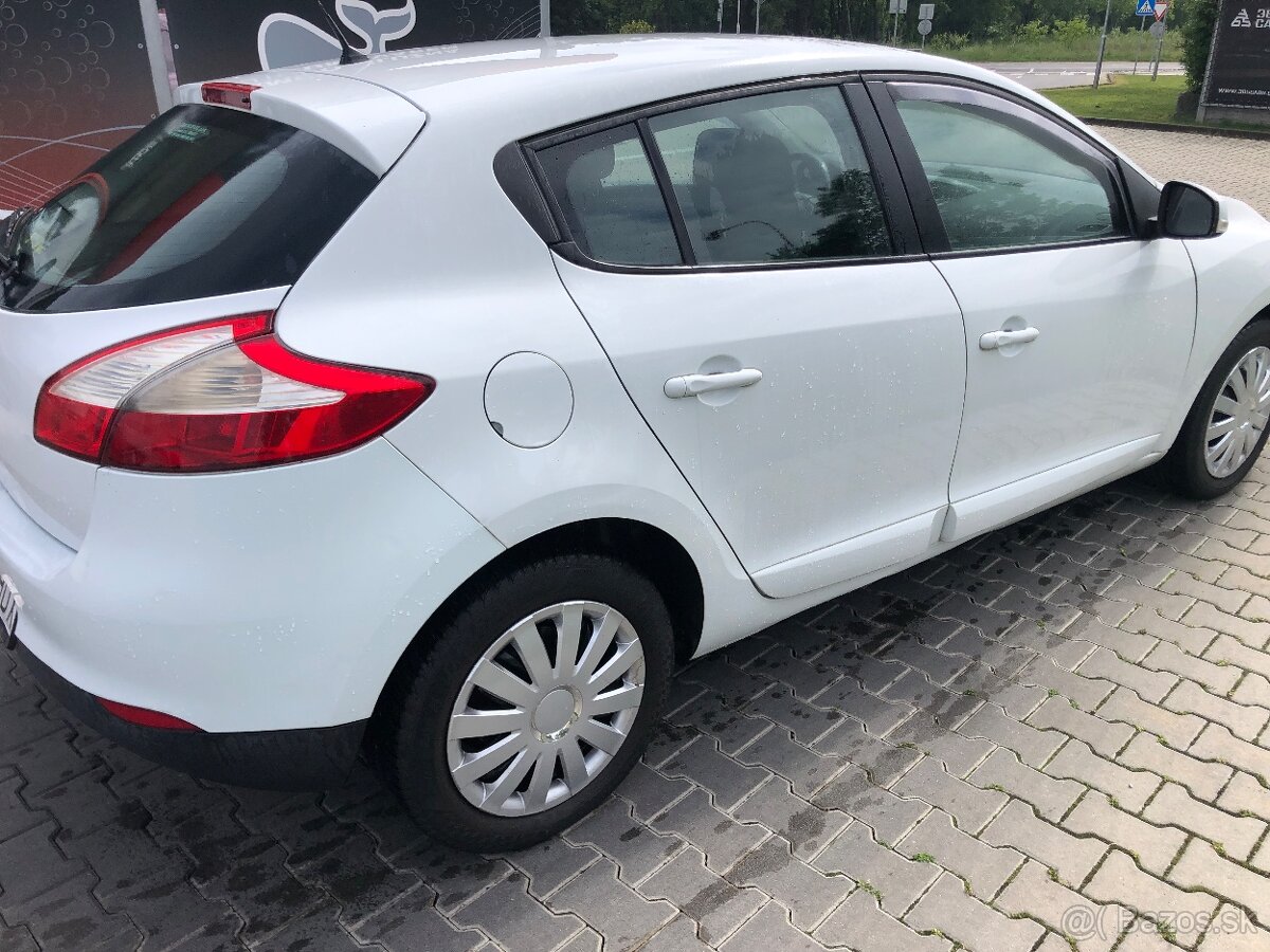 Renault megane 2014 1.6 i - 5
