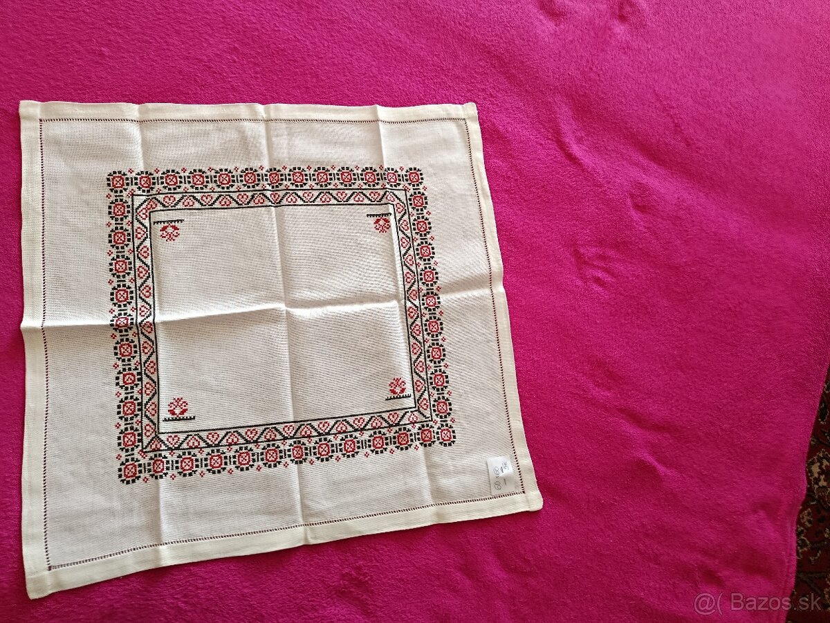 Vyšívané obrusy - 5