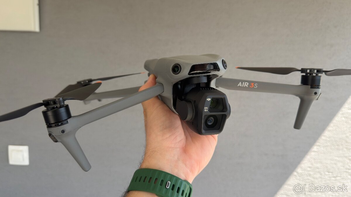 Predam dron dji air 3s - 5