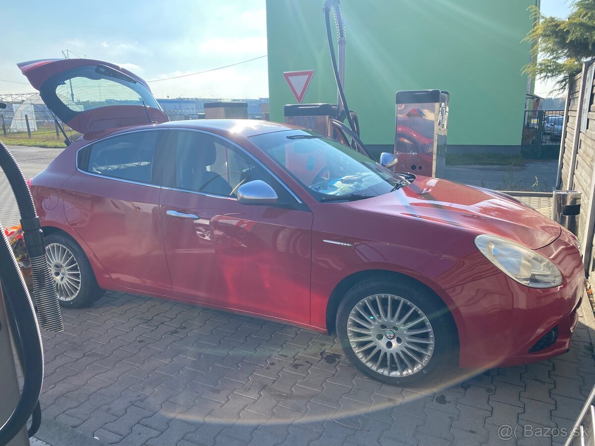 Alfa Romeo Giulietta - 5