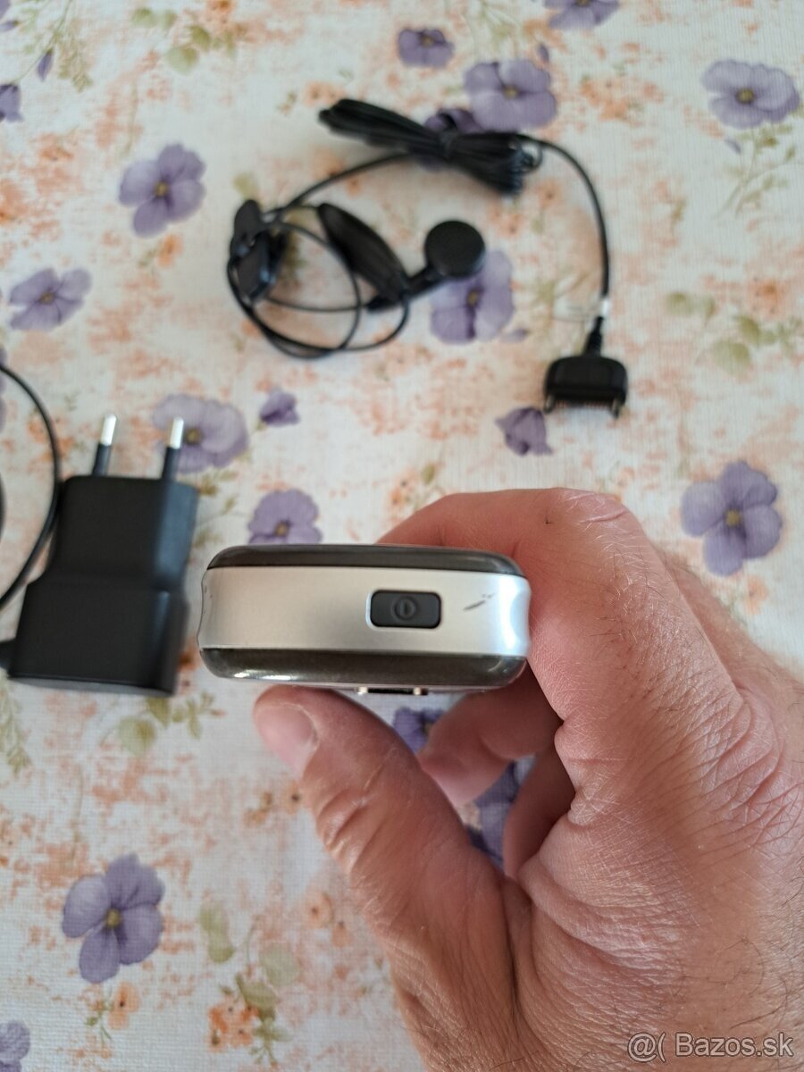 Mobil Nokia 6070 - 5