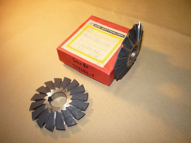 Predám uhlové nástrčné frézy - 5