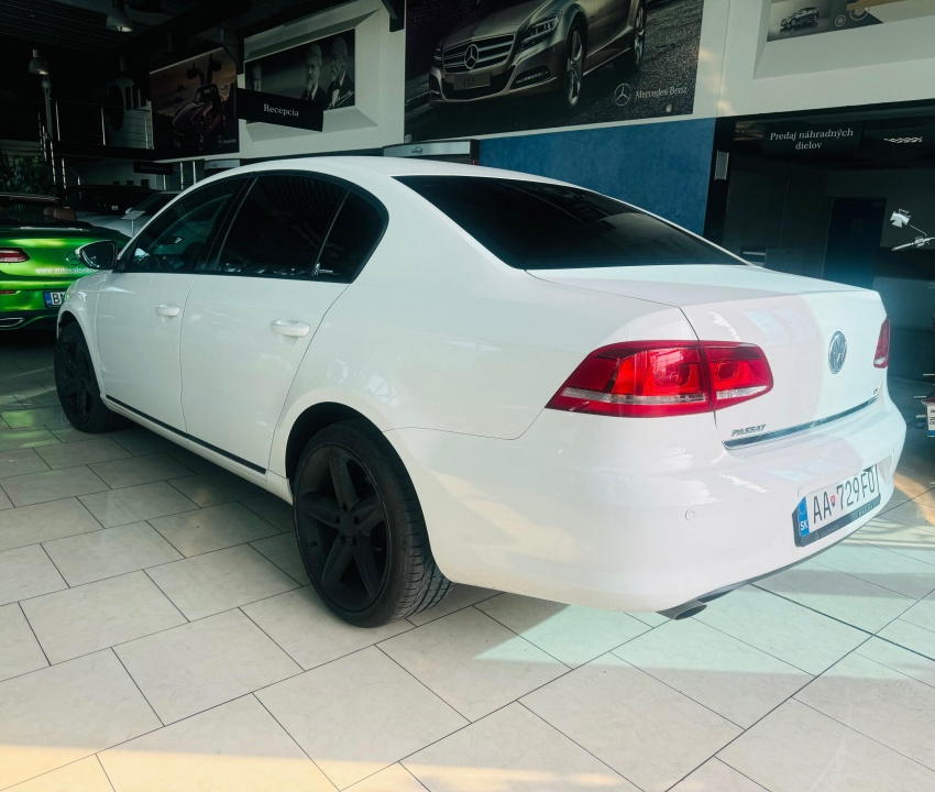 Volkswagen Passat 1.6TDI, SK ŠPZ - 5
