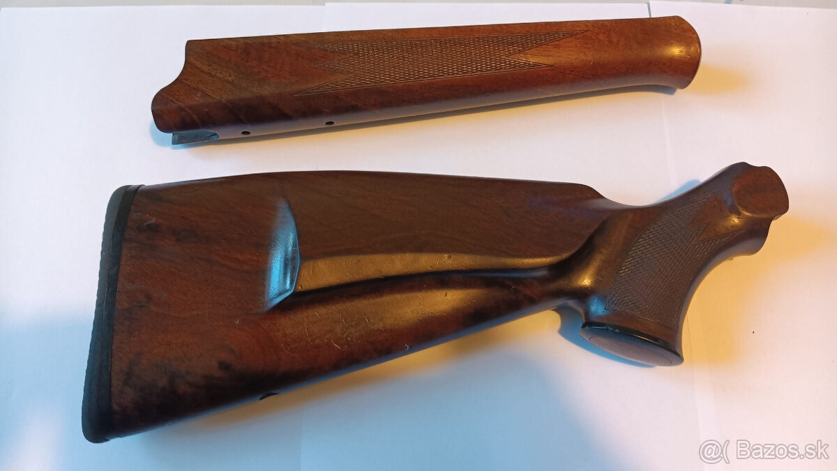 Pažba Blaser R93 levá. - 5