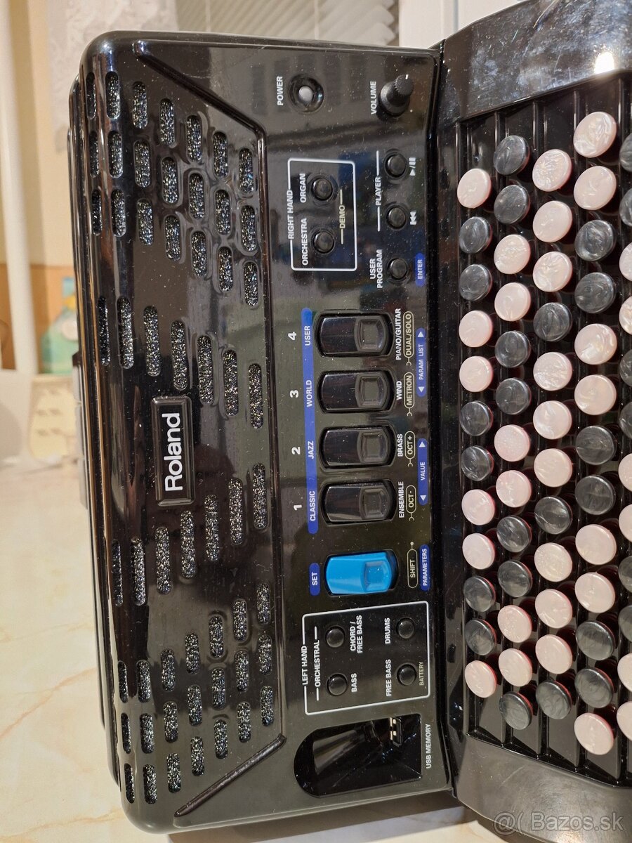 Roland FR-1X chromaticka harmonika - 5