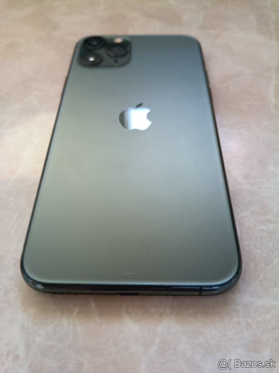iPhone 11 PRO / Zelený 64GB - TOP stav - 5