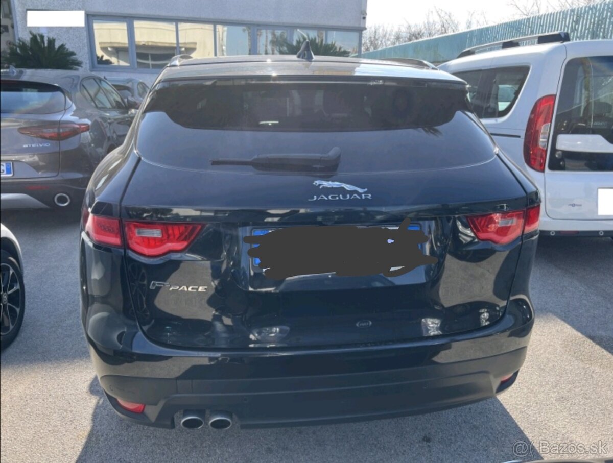 Jaguar f-pace komplet po servise