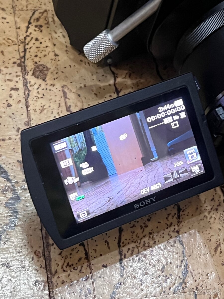 Sony FDR-AX53 4K komplet video set, pripravené na natáčanie - 5