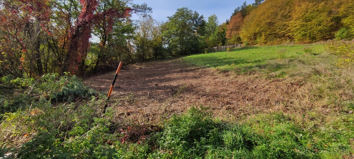 Slnečný pozemok s výhľadom na Ružínsku priehradu - 5
