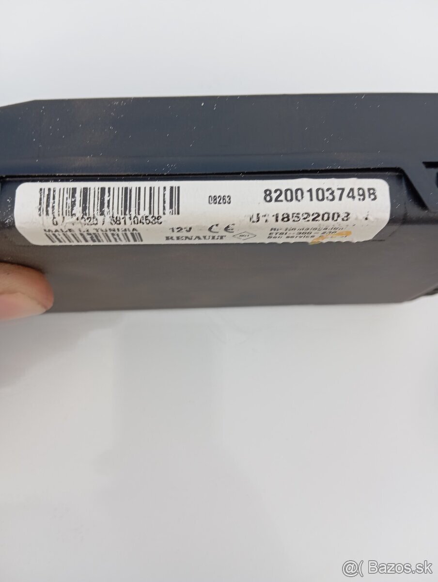 riadiaca jednotka centralu s kľúčom Renault Thália rok 2011 - 5