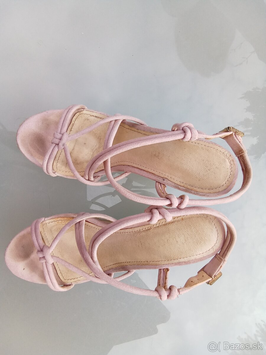 Lodičky a sandále - 5