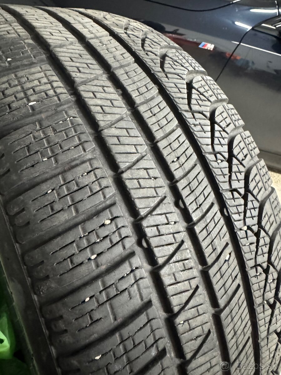 Predám zimné pneumatiky 245/45 R19 - 5