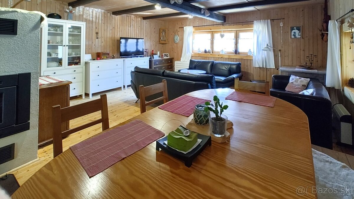 Zrekonštruovaná drevenica pod Kráľovou hoľou, pozemok 457 m2 - 5