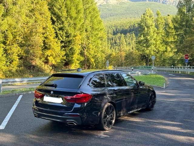 BMW Rad 5 Touring 540d xD 235kW, M-PACKET, WEBASTO, MATRIX - 5