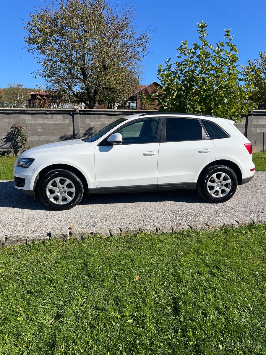 AUDI Q5 2,0 TDI QUATTRO - 5