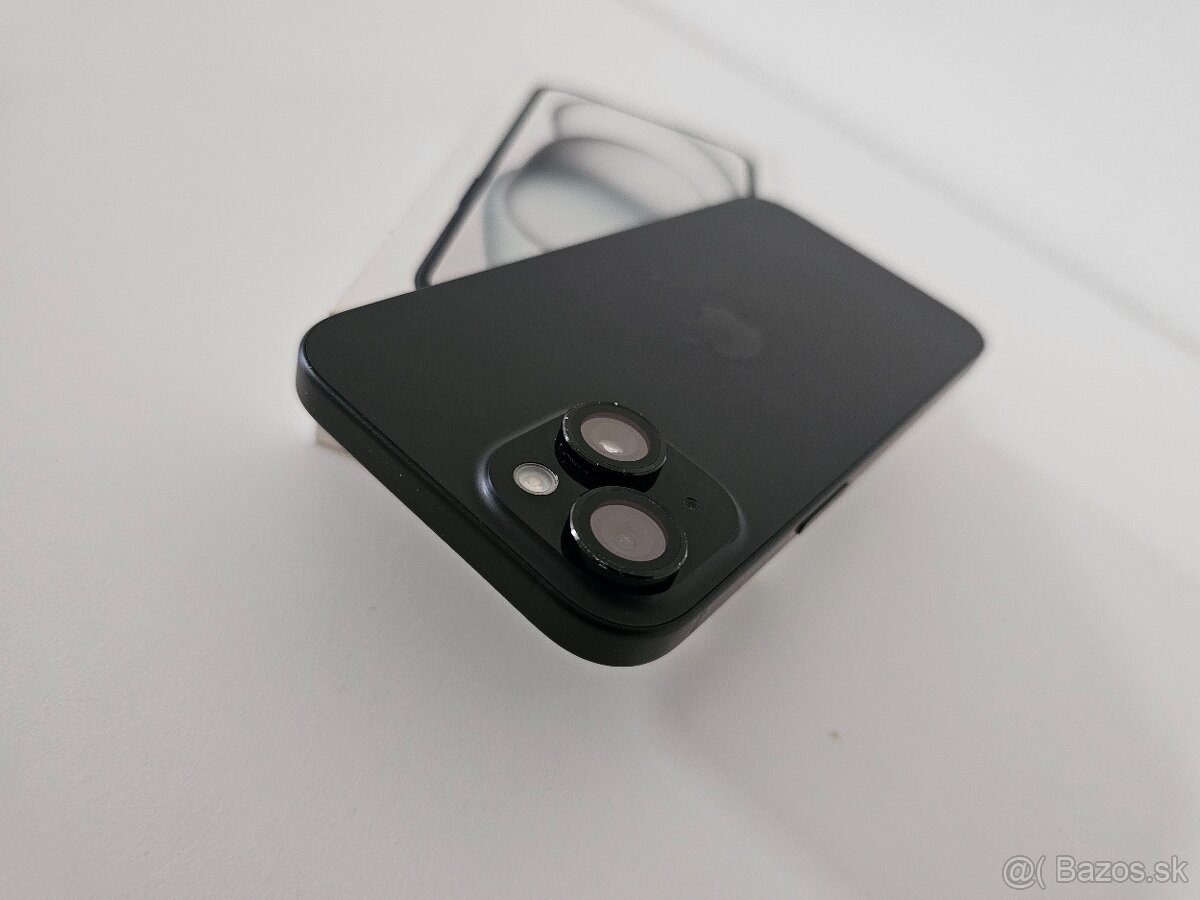 Apple iPhone 15 - 5