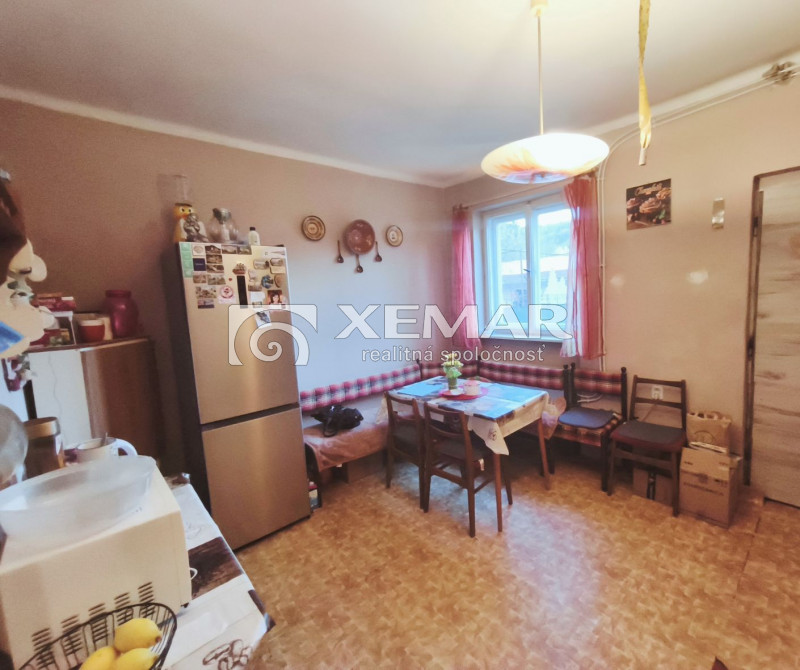 Predaj 6-izbového domu v obci Olováry - 5