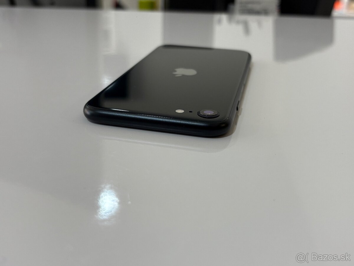 iPhone SE 2022 128GB Black stav NOVEHO - 5