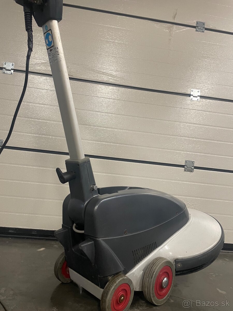 NILFISK VIPER 1500 vysokorýchlostná leštička, brúska a čisti - 5