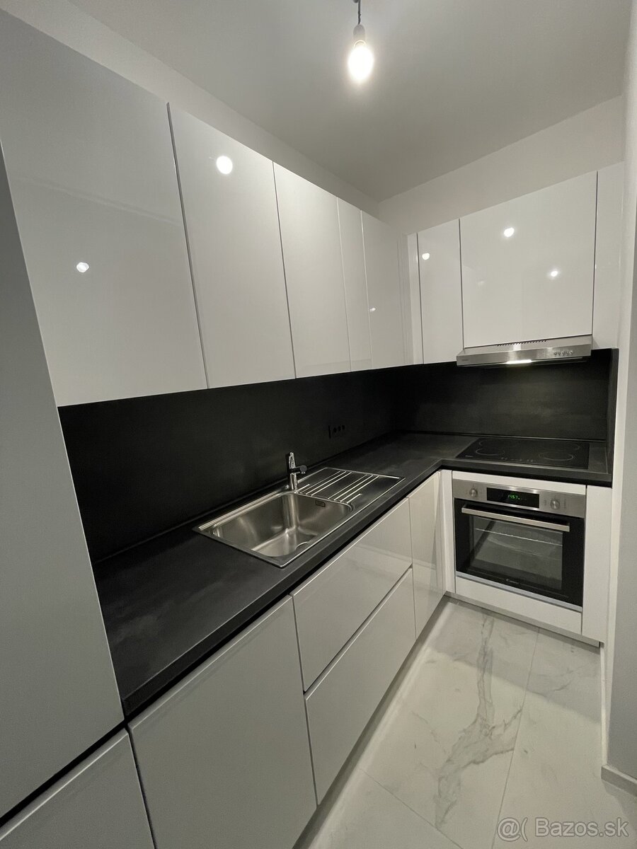 TESÁRSKE & STOLÁRSKE PRÁCE - 5