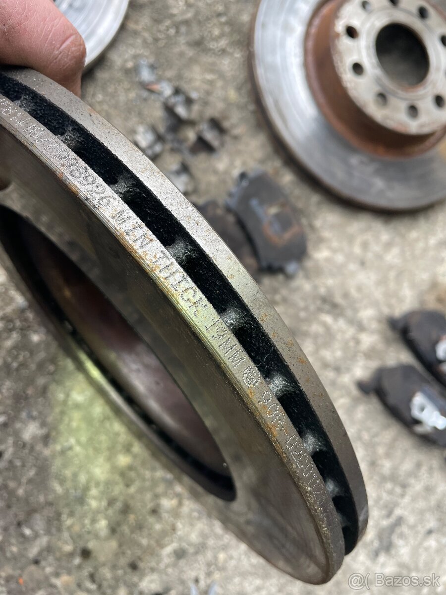 Brzdy golf 5 bosch - 5