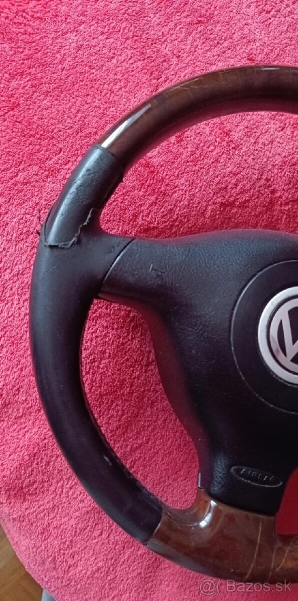 Drevený/polodrevený volant VW - 5