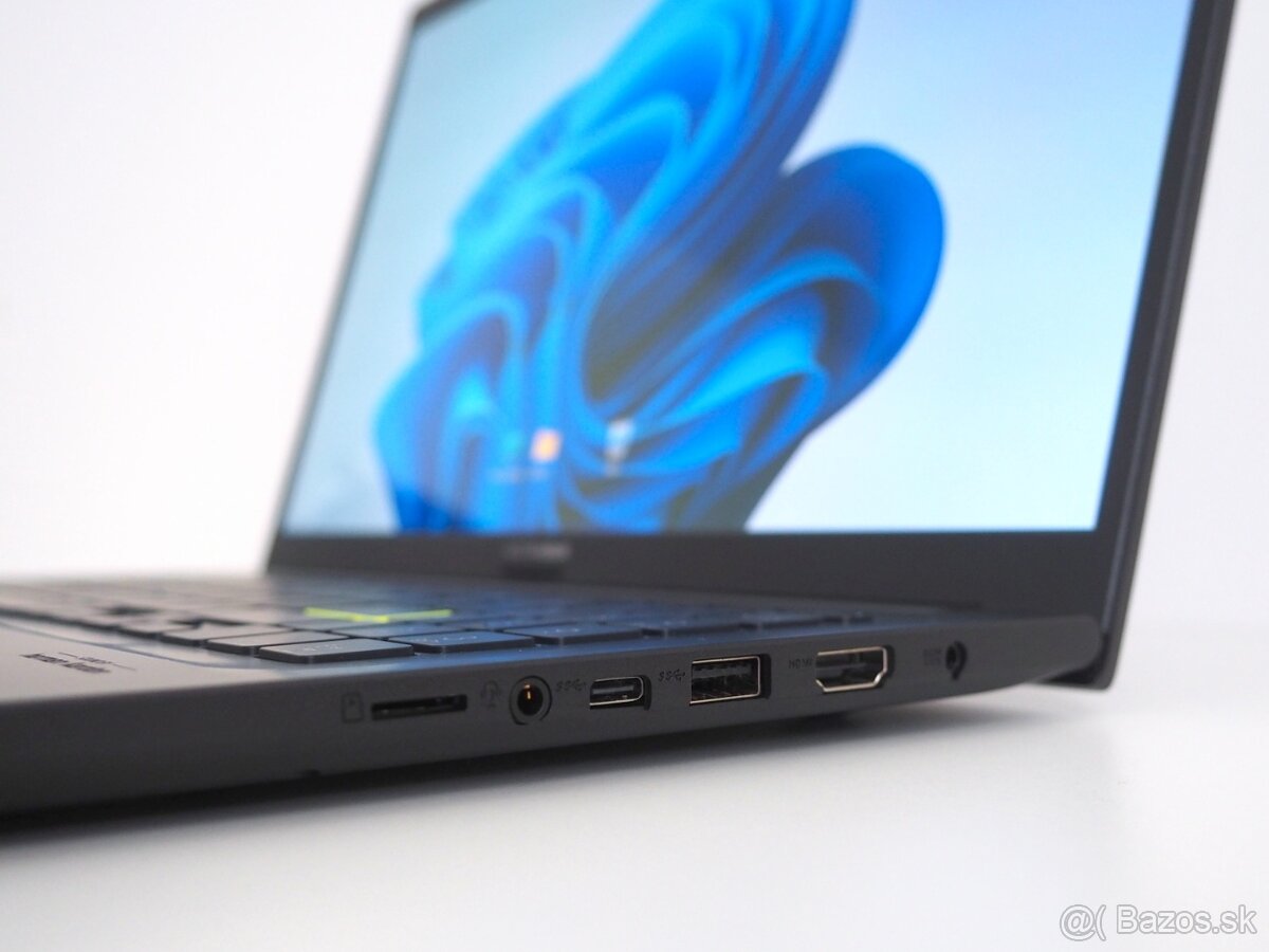 Asus VivoBook 15 Oled 16/1TB + Batoh - 5