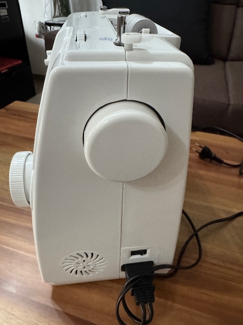 Šijací stroj Singer 1507 - 5